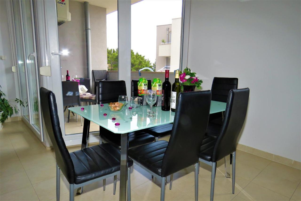 מאקרסקה Apartment West מראה חיצוני תמונה