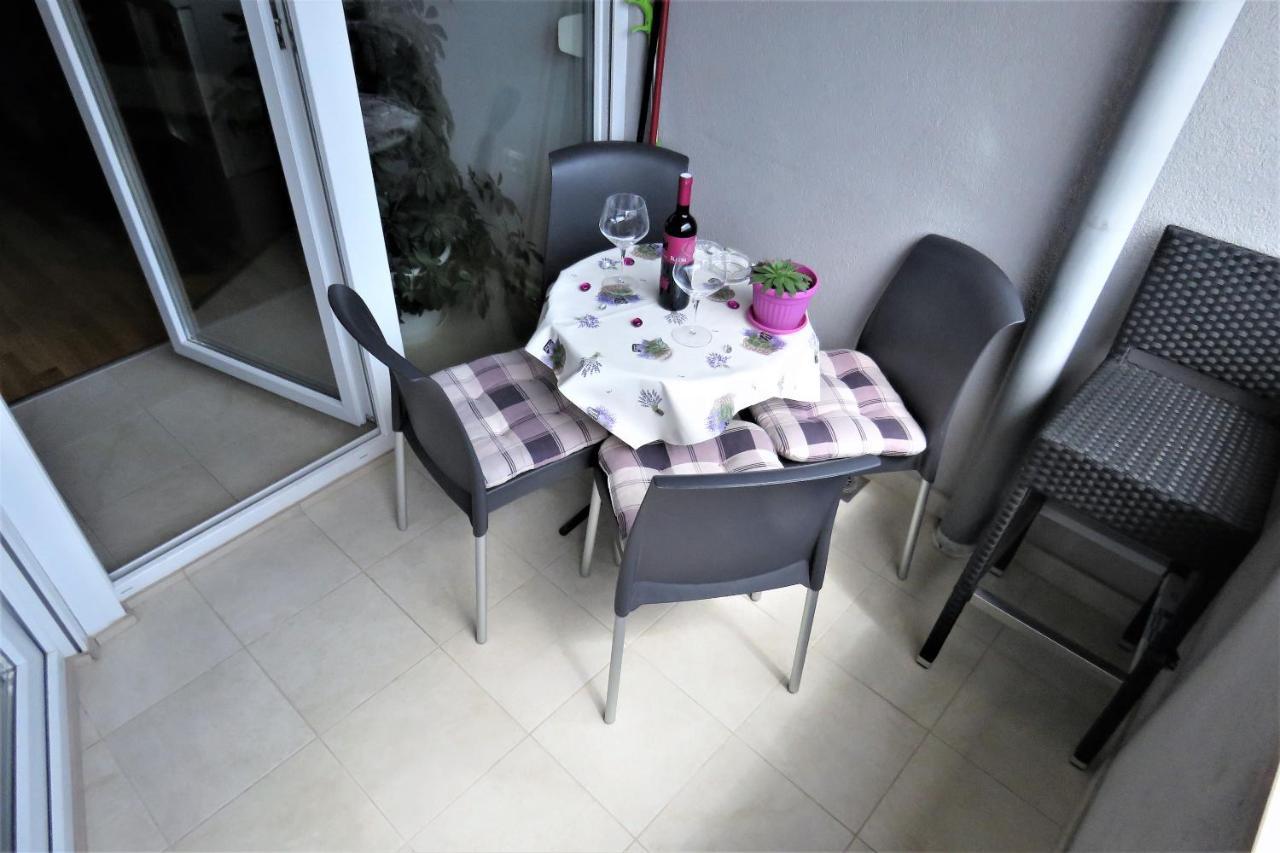 מאקרסקה Apartment West מראה חיצוני תמונה